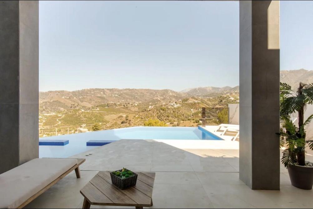 Willa Luxury In Frigiliana - Maui