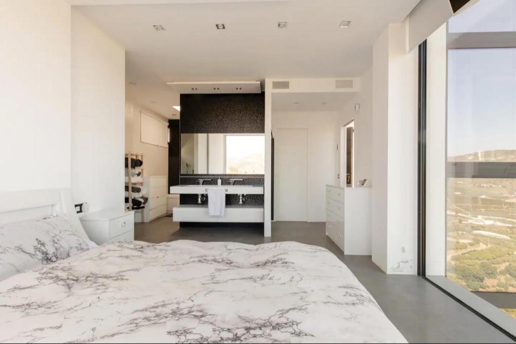 Luxury In Frigiliana - Maui Malaga